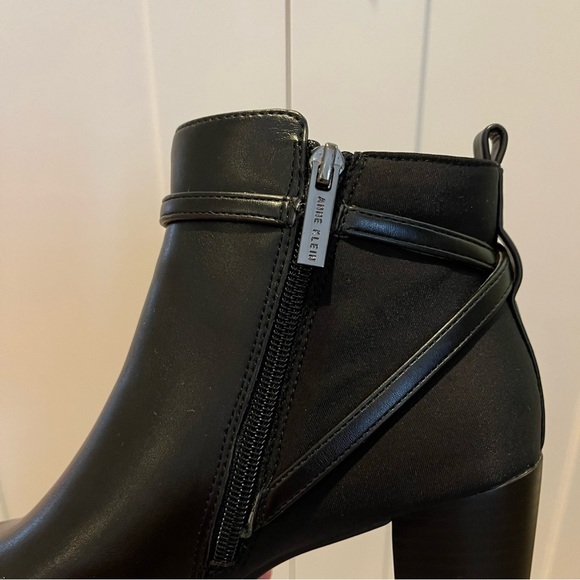 NWOT *Orig $120 Anne Klein Riah Ankle Boots - Picture 6 of 10